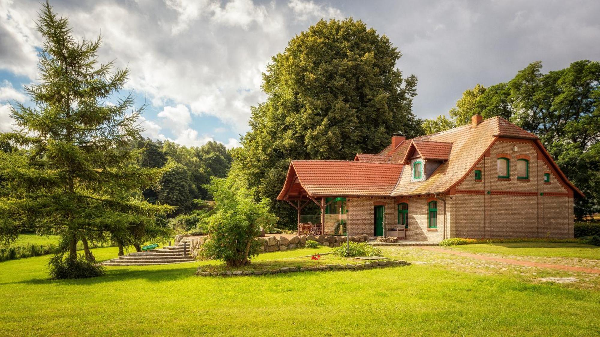 J1 Idyllisches Ferienhaus Mit Seeblick Julchendorf Eksteriør billede