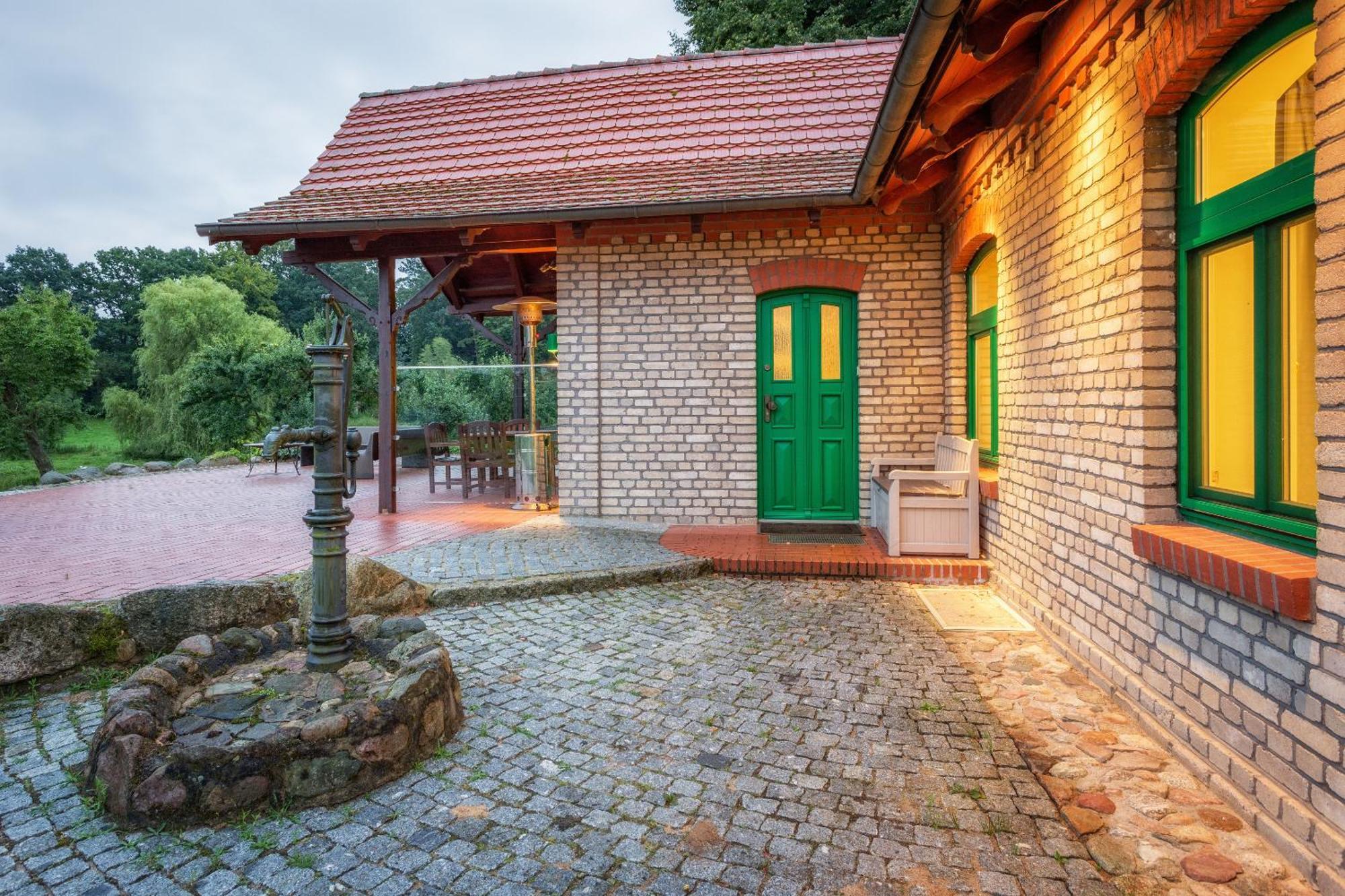 J1 Idyllisches Ferienhaus Mit Seeblick Villa Julchendorf Eksteriør billede