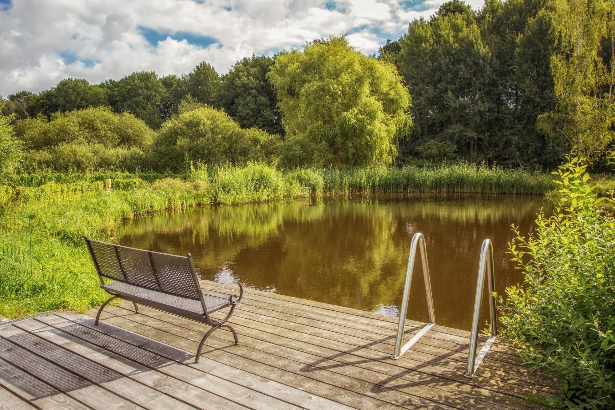 J1 Idyllisches Ferienhaus Mit Seeblick Villa Julchendorf Eksteriør billede