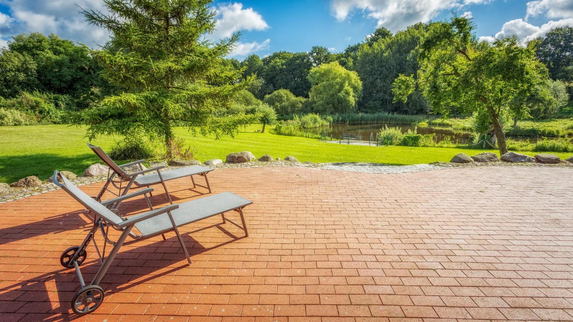 J1 Idyllisches Ferienhaus Mit Seeblick Villa Julchendorf Eksteriør billede